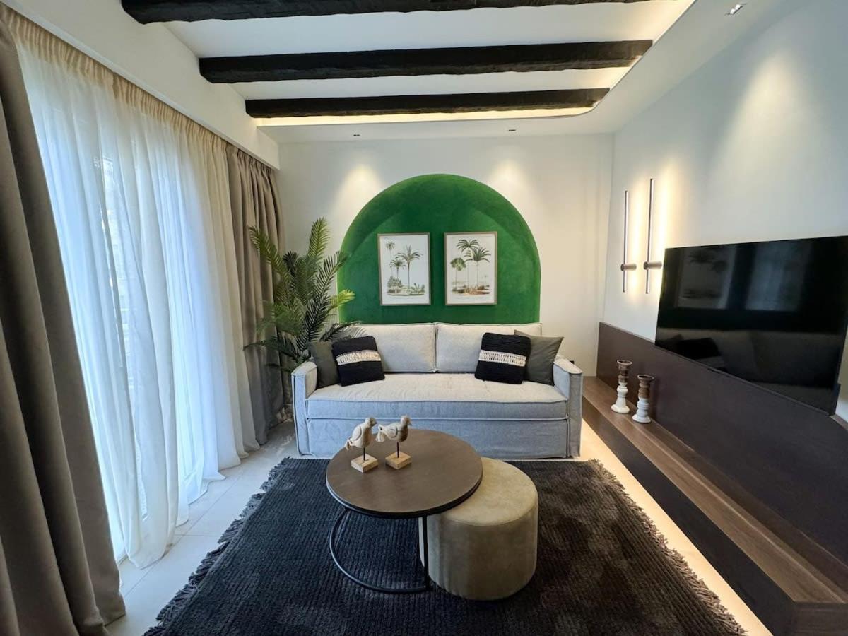 Urban Gem In The Heart Of Naoussa A Stylish Escape Διαμέρισμα Νάουσα Ημαθίας Εξωτερικό φωτογραφία